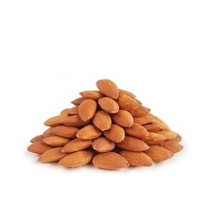 مغز بادام خام